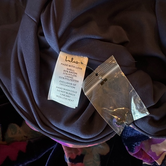 Lulus Crushed Velvet Maxi Dress Blue Purple Florals Size Medium - Picture 12 of 13